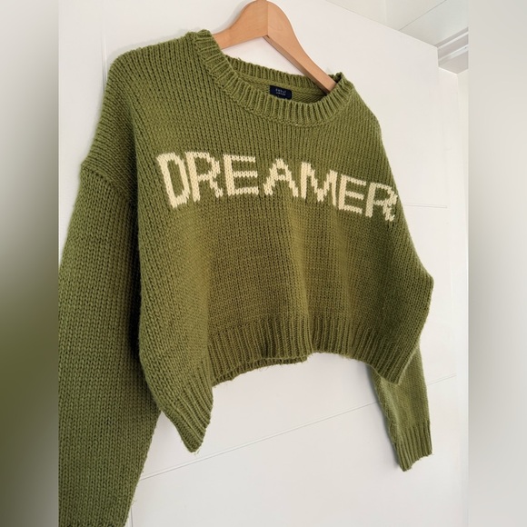 debut “Dreamer” Cropped Sweater, size medium. - Picture 3 of 7